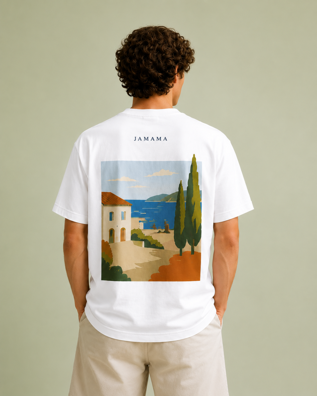 t-shirt mode homme de dos mas au bord de l'eau